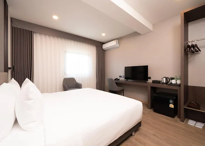 Surestay By Western Ramkhamhaeng Airport Rail Link Hotel 4*