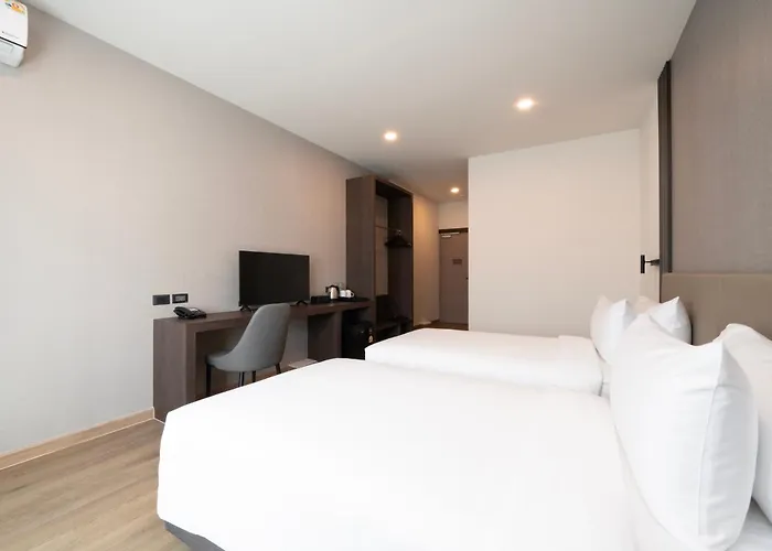 Surestay By Western Ramkhamhaeng Airport Rail Link Hotel 4*