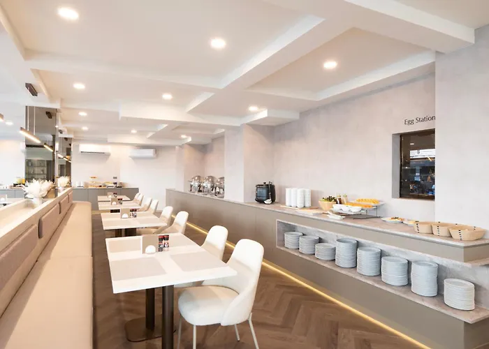 Surestay By Western Ramkhamhaeng Airport Rail Link Hotel 4*